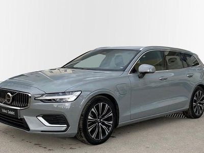Usado Volvo V60 Plus 350 CV (257 kW) 2024 Gris / plata Familiar