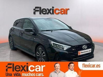 Usado Hyundai i20 100 CV (73 kW) 2022 Negro Utilitario