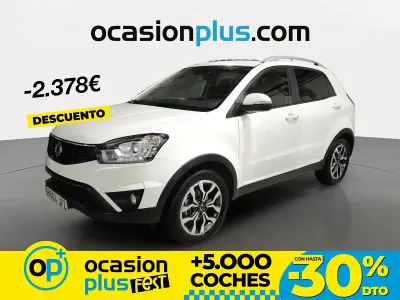 Usado SsangYong Korando Limited 178 CV (130 kW) 2016 Blanco SUV