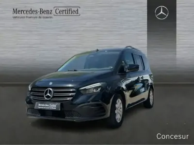 Usado Mercedes T180 116 CV (85 kW) 2025 Negro Monovolumen