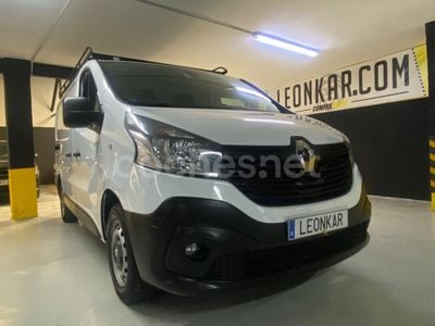 Usado Renault Trafic LIMITED 120 CV (88 kW) 2019 Blanco Monovolumen