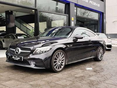 Usado Mercedes C300 257 CV (189 kW) 2019 Negro Coupe