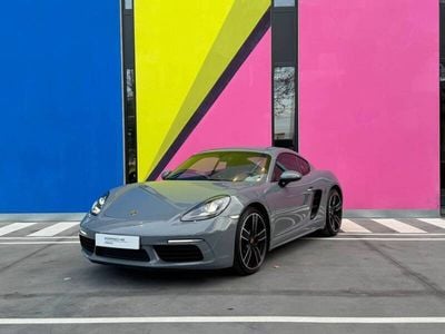 Porsche 718 Cayman