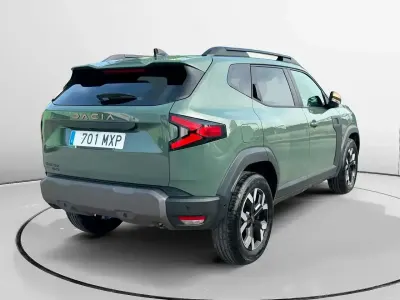 Käytetty Dacia Duster Extreme 140 HP (102 kW) 2025 Harmaa Katumaasturi