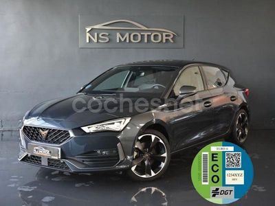 Usado Cupra Leon 150 CV (110 kW) 2024 Gris / plata Berlina