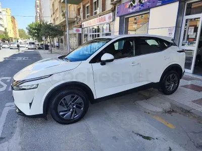 Usado Nissan Qashqai Acenta 140 CV (102 kW) 2022 Blanco SUV