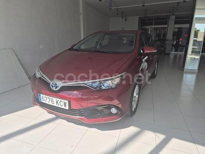 Toyota Auris Hybrid