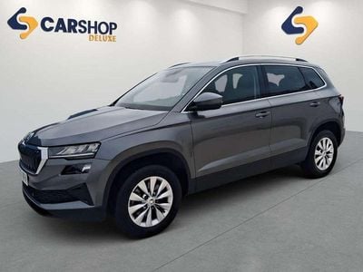 Gris / plata Usado 2023 Skoda Karoq SUV | 24.999 € (Precio justo)