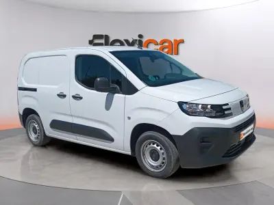 Usado Peugeot Partner Access 75 CV (55 kW) 2025 Blanco Monovolumen