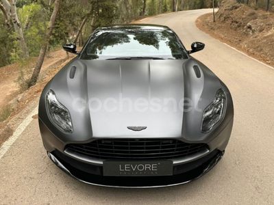 Aston Martin DB11