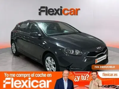 Usado Kia Ceed 136 CV (100 kW) 2023 Gris Utilitario