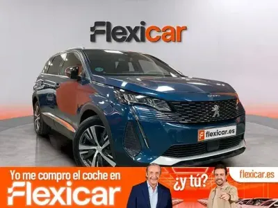 Usado Peugeot 5008 Allure 130 CV (95 kW) 2023 Azul SUV