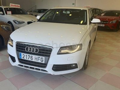 Usado Audi A4 Attraction 136 CV (100 kW) 2011 Blanco Familiar
