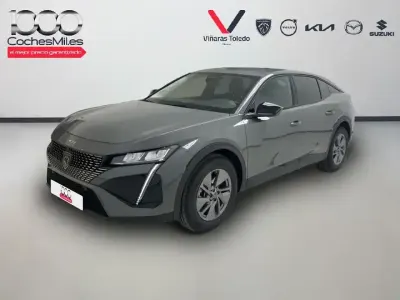 Usado Peugeot 408 Allure 145 CV (106 kW) 2025 Gris oscuro SUV