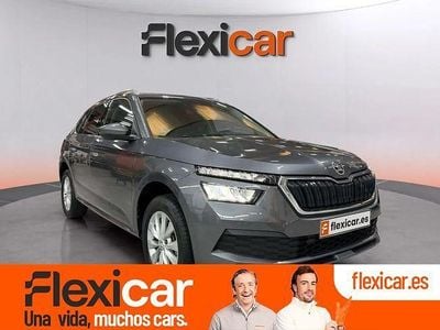 Usado Skoda Kamiq Active 110 CV (80 kW) 2022 Gris / plata SUV