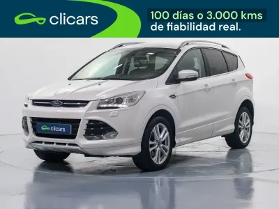 Usado Ford Kuga Titanium S 180 CV (132 kW) 2015 Blanco SUV