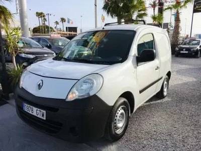 Usado Renault Kangoo 86 CV (63 kW) 2010 Blanco Van