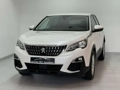 Usado Peugeot 3008 Active 129 CV (94 kW) 2018 Blanco SUV