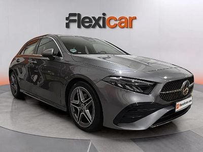 Begagnad Mercedes A200 150 HK (110 kW) 2024 Grå Sedan