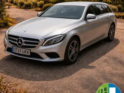 Usado Mercedes C200 184 CV (135 kW) 2020 Gris Familiar