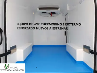Usado Renault Master 135 CV (99 kW) 2022 Blanco Monovolumen