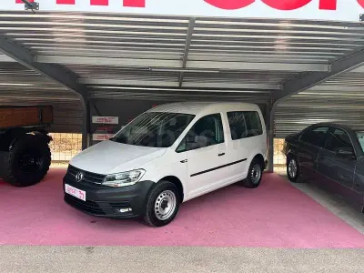 Usado VW Caddy Beach 102 CV (75 kW) 2019 Blanco Monovolumen