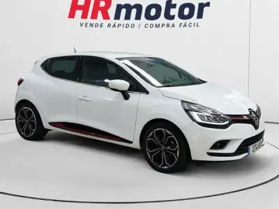 Begagnad Renault Clio IV Zen 90 HK (66 kW) 2017