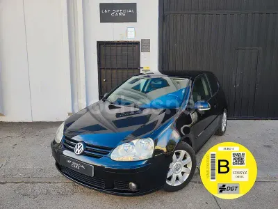 Usado VW Golf IV Sportline 105 CV (77 kW) 2005 Negro Berlina