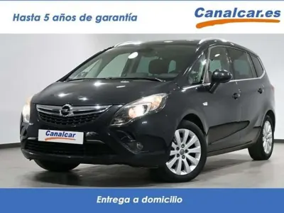 Usado Opel Zafira Tourer Selective 136 CV (100 kW) 2015 Negro Monovolumen