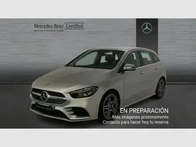 Usado Mercedes B180 116 CV (85 kW) 2022 Gris / plata Utilitario