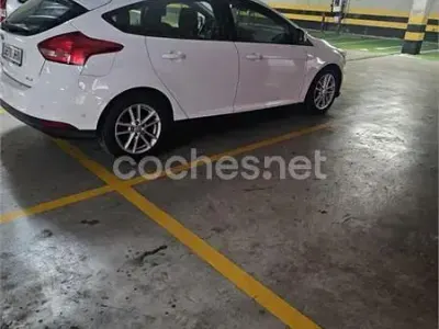 Usado Ford Focus Titanium 125 CV (91 kW) 2015 Blanco Familiar