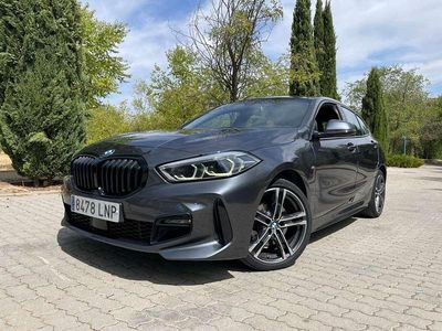 Usado BMW 116 Executive 150 CV (110 kW) 2021 Gris Utilitario