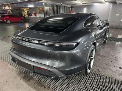 Eléctrico Usado 2020 Porsche Taycan Turbo Berlina | 83.900 €
