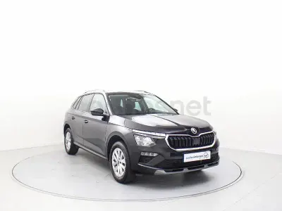 Usado Skoda Kamiq Selection 115 CV (84 kW) 2025 Blanco SUV