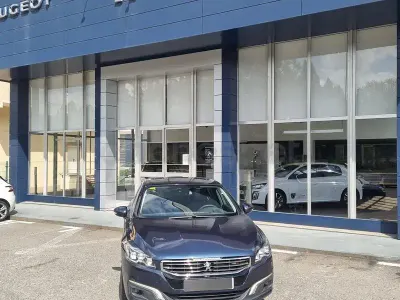 Usado Peugeot 508 GTi 180 CV (132 kW) 2015 Azul Berlina