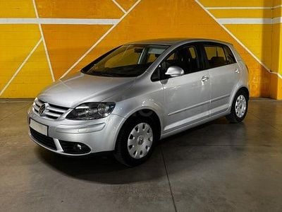 Usado VW Golf Plus Cross Highline 122 CV (89 kW) 2007 Gris / plata Monovolumen