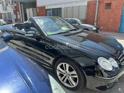 Usado Mercedes CLK200 Elegance 163 CV (119 kW) 2008 Negro Descapotable