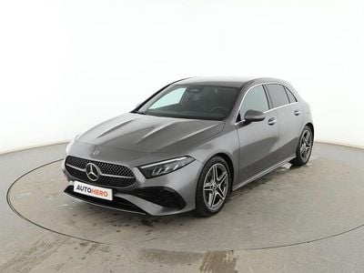 Usado Mercedes A180 AMG line 116 CV (85 kW) 2023 Gris Utilitario