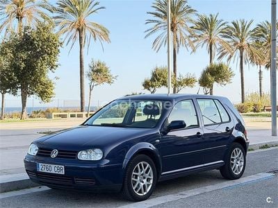 Usado VW Golf IV Highline 105 CV (77 kW) 2002 Negro Familiar