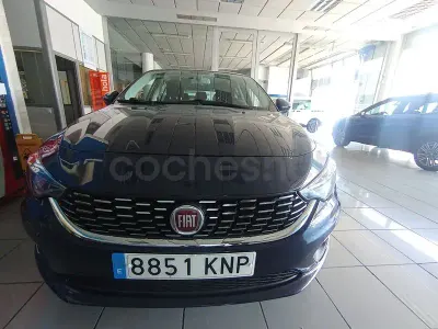 Usado Fiat Tipo Business 120 CV (88 kW) 2018 Azul Berlina
