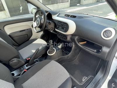 Usado Renault Twingo Intens 70 CV (51 kW) 2016 Blanco Utilitario