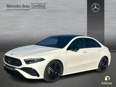 Usado Mercedes A200 150 CV (110 kW) 2025 Blanco polar