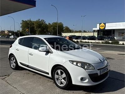 Blanco Usado 2009 Renault Mégane Dynamique Berlina | 3600 € (Precio justo)