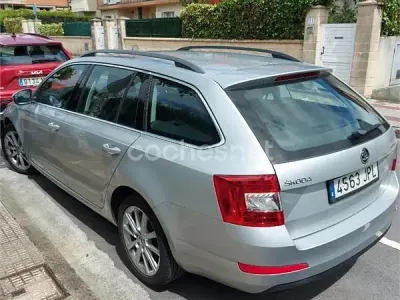 Begagnad Skoda Octavia Ambition 110 HK (80 kW) 2017 Grå Kombi
