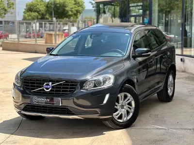 Usado Volvo XC60 Kinetic 190 CV (139 kW) 2016 Azul SUV