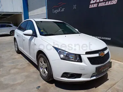 Usado Chevrolet Cruze LS 124 CV (91 kW) 2011 Blanco Berlina