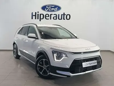 Usado Kia Niro 141 CV (103 kW) 2022 Blanco SUV