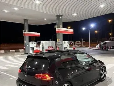 Usado VW Golf VII GTI 220 CV (161 kW) 2015 Negro Berlina