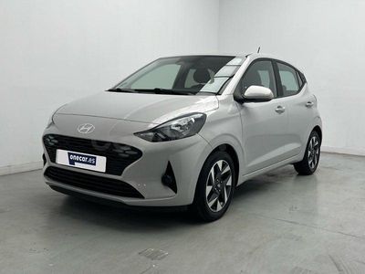 Usado Hyundai i10 67 CV (49 kW) 2023 Gris / plata Utilitario