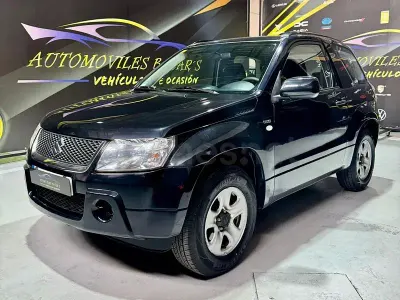 Usado Suzuki Grand Vitara 129 CV (94 kW) 2007 Negro SUV